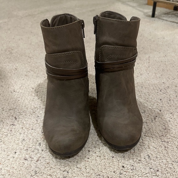 Madden boots size 6.5 - Picture 2 of 5